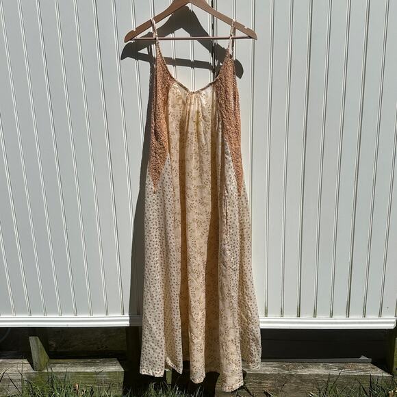 Yvonne S Midi Trapeze Dress 100% Linen Lace Trim Ditzy Floral Print Medium NWOT - Picture 4 of 13